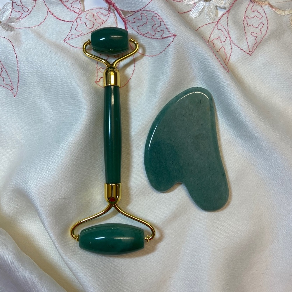 New Jade Eyeroller and Guasha